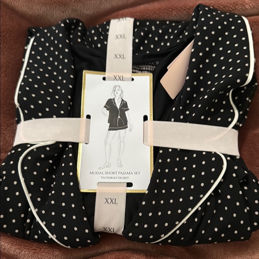 Victoria's Secret Black and White Polka Dot Pajama Set